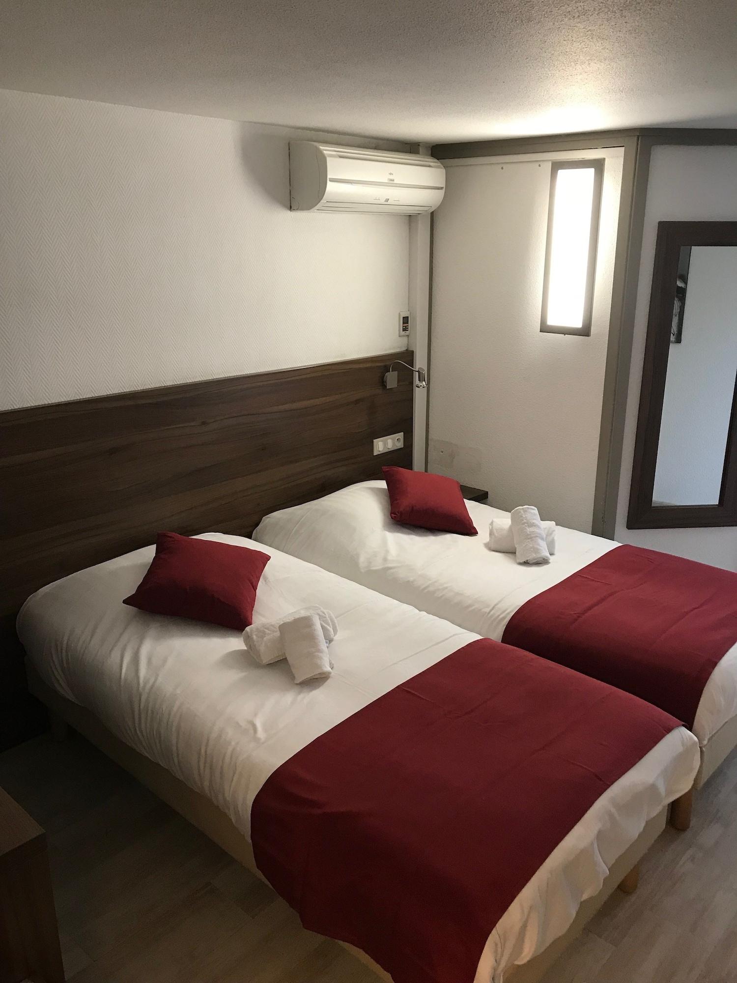 Brit Hotel Plaisance A9/A61 Narbonne Bagian luar foto