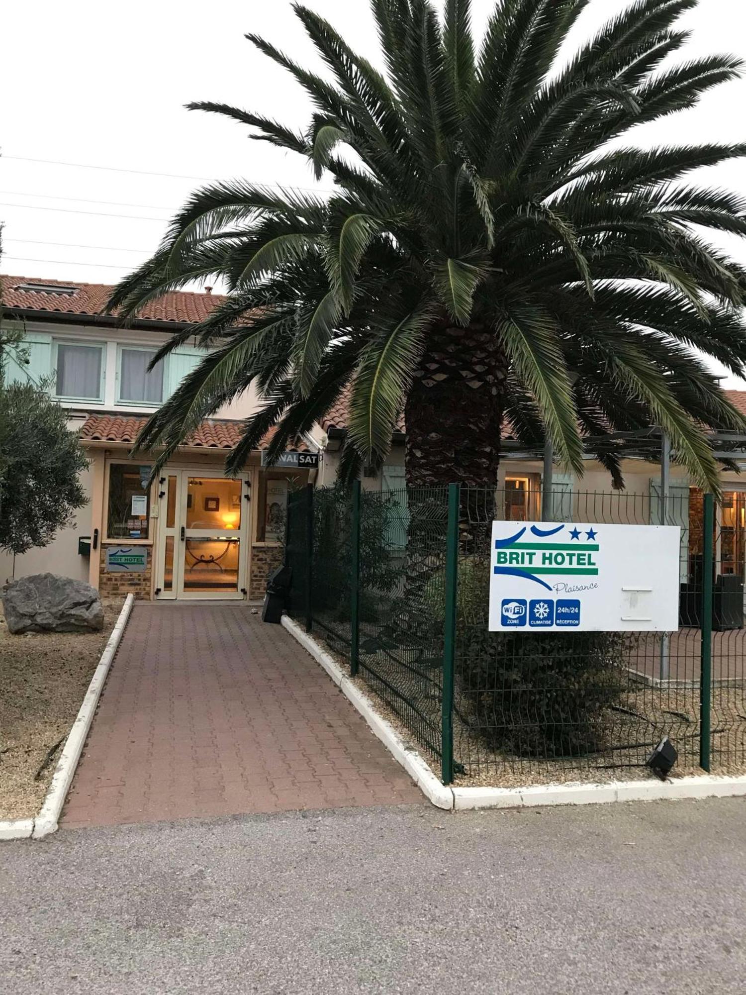 Brit Hotel Plaisance A9/A61 Narbonne Bagian luar foto