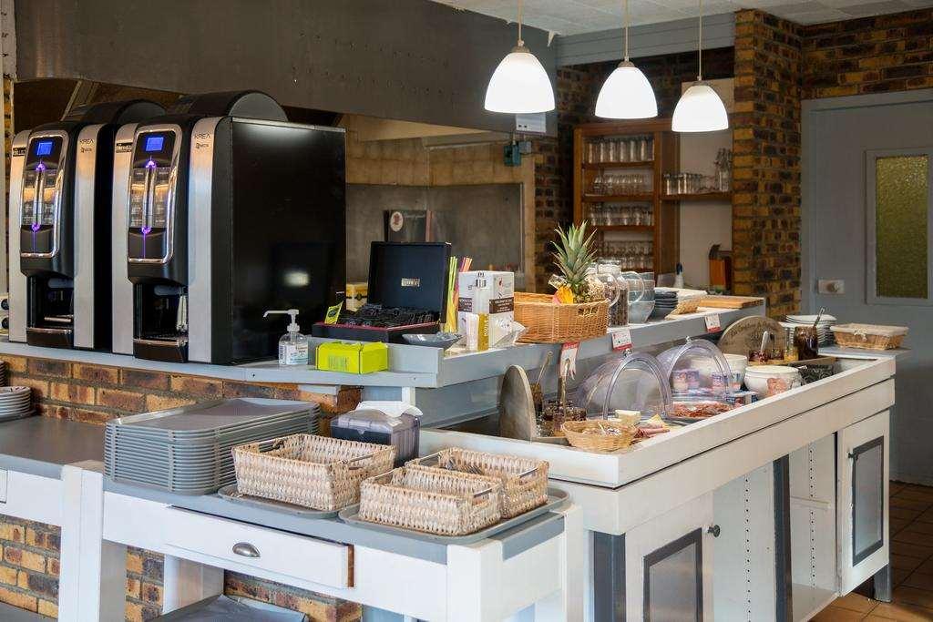 Brit Hotel Plaisance A9/A61 Narbonne Restoran foto