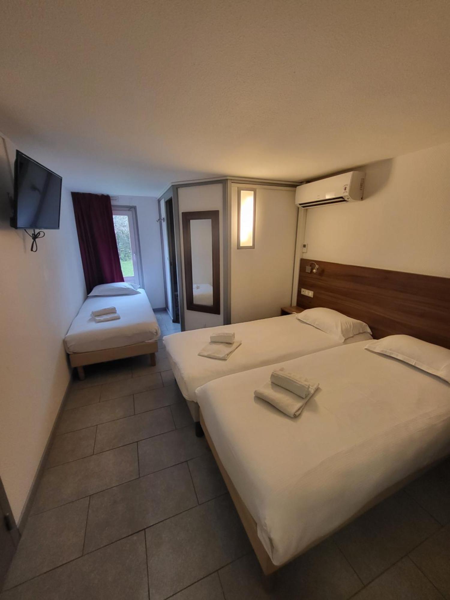 Brit Hotel Plaisance A9/A61 Narbonne Bagian luar foto