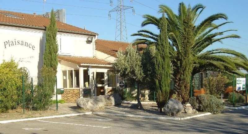 Brit Hotel Plaisance A9/A61 Narbonne Bagian luar foto