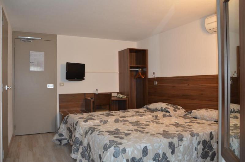 Brit Hotel Plaisance A9/A61 Narbonne Bagian luar foto
