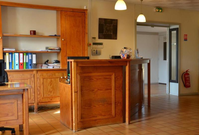 Brit Hotel Plaisance A9/A61 Narbonne Bagian luar foto