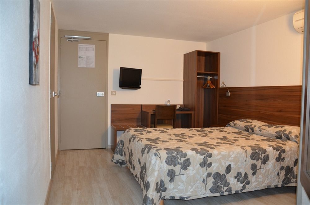 Brit Hotel Plaisance A9/A61 Narbonne Bagian luar foto