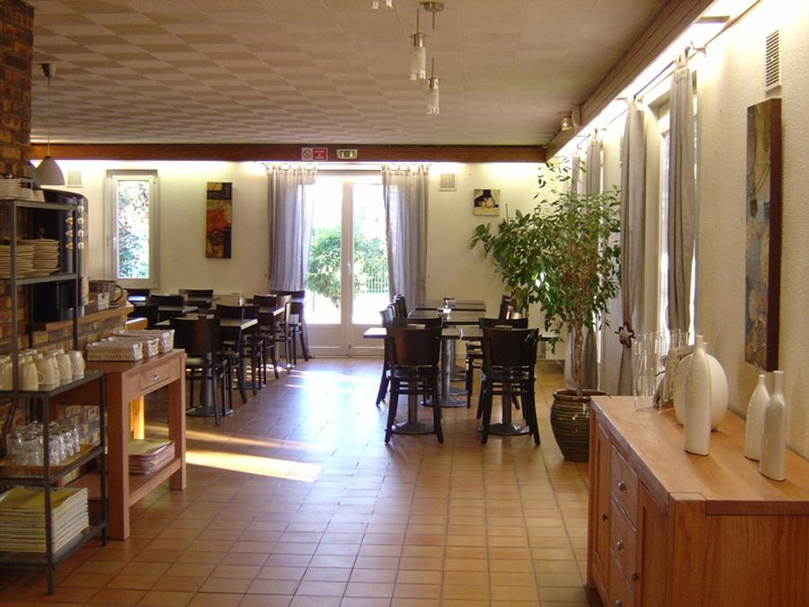 Brit Hotel Plaisance A9/A61 Narbonne Restoran foto